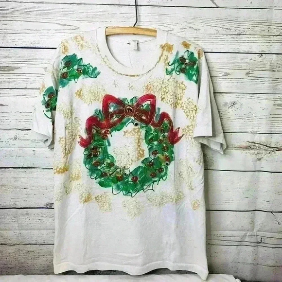Tops - Vintage UGLY CHRISTMAS HOLLY WREATH T-SHIRT